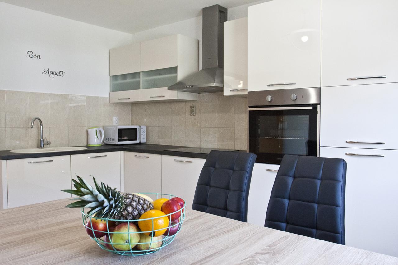 Apartment Noel Каштела Экстерьер фото